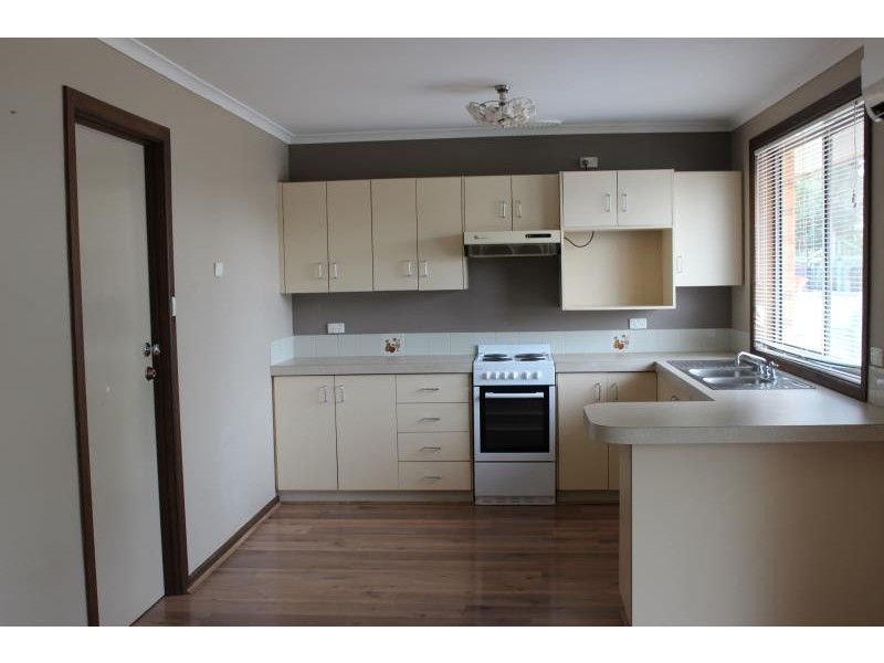 4/2 Leena Place, Wagga Wagga NSW 2650