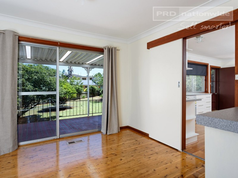 4 Endeavour Street, Kooringal NSW 2650