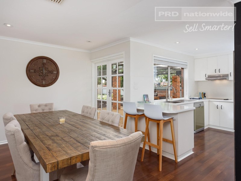 11 Gunyah Place, Glenfield Park NSW 2650