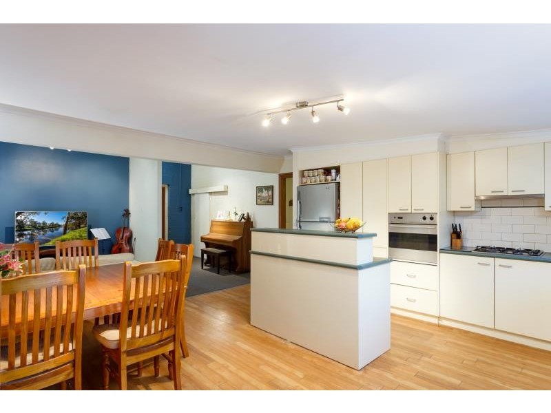 147 Docker Street, Wagga Wagga NSW 2650