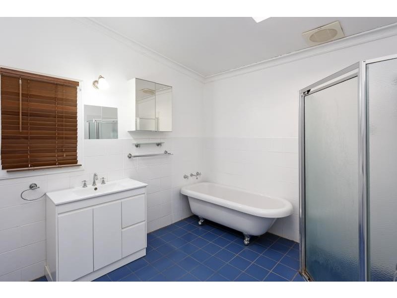 147 Docker Street, Wagga Wagga NSW 2650