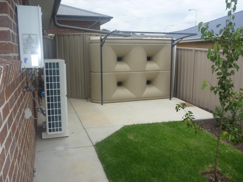 24 Hudson Drive, Lloyd NSW 2650