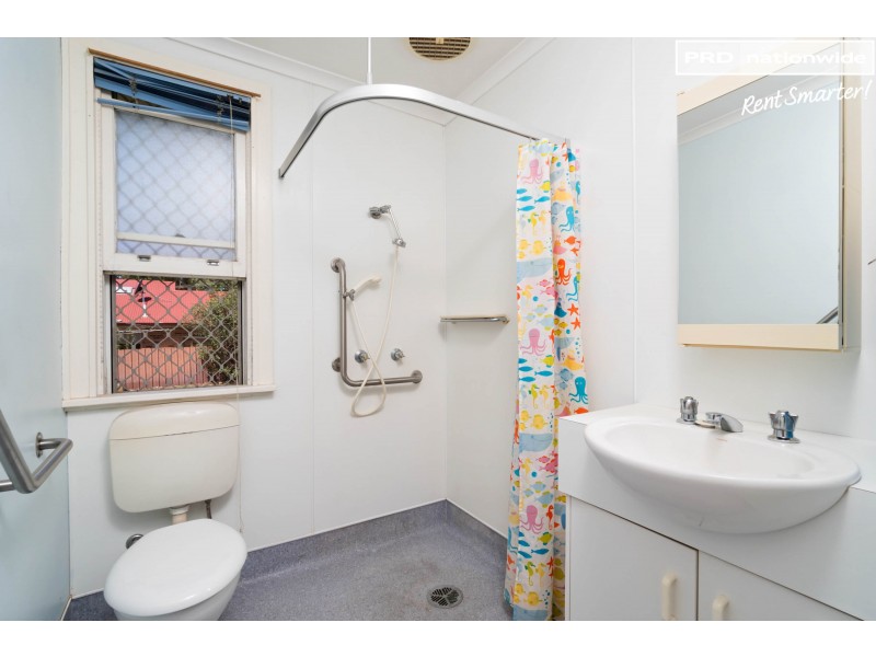 3 Tarakan Avenue, Ashmont NSW 2650
