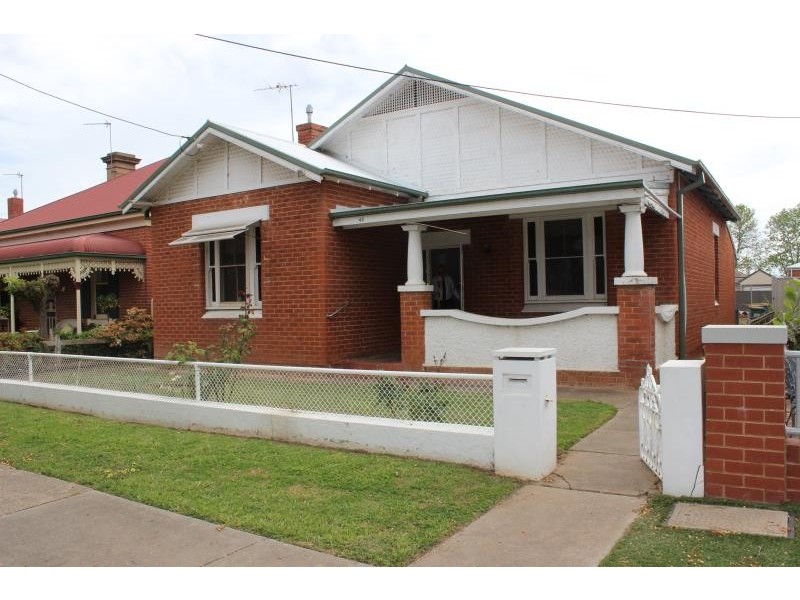 44 Fox Street, Wagga Wagga NSW 2650