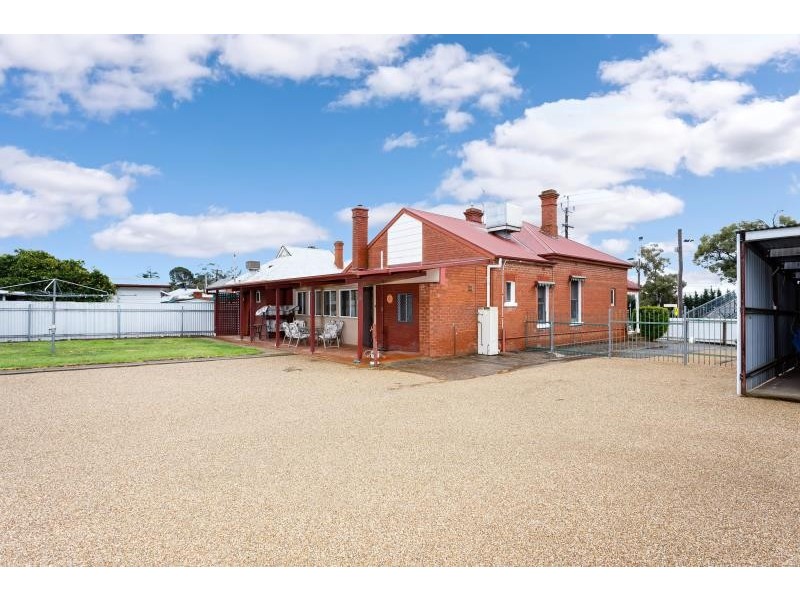 86 Railway Street, Wagga Wagga NSW 2650