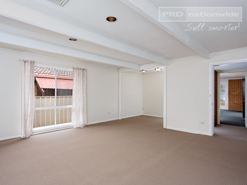 42 Brunskill Road, Lake Albert NSW 2650