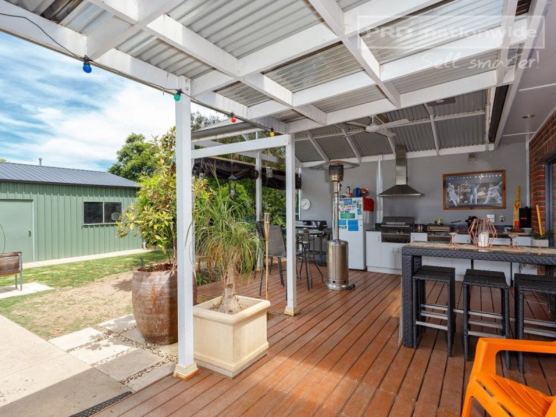 2 Rhoda Avenue, Wagga Wagga NSW 2650