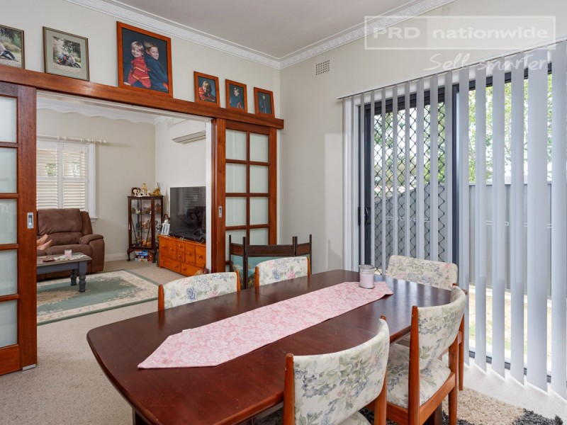 2 Rhoda Avenue, Wagga Wagga NSW 2650