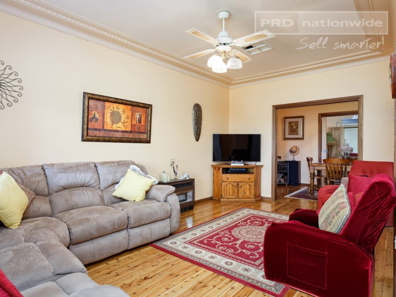 1 Beltana Avenue, Mount Austin NSW 2650