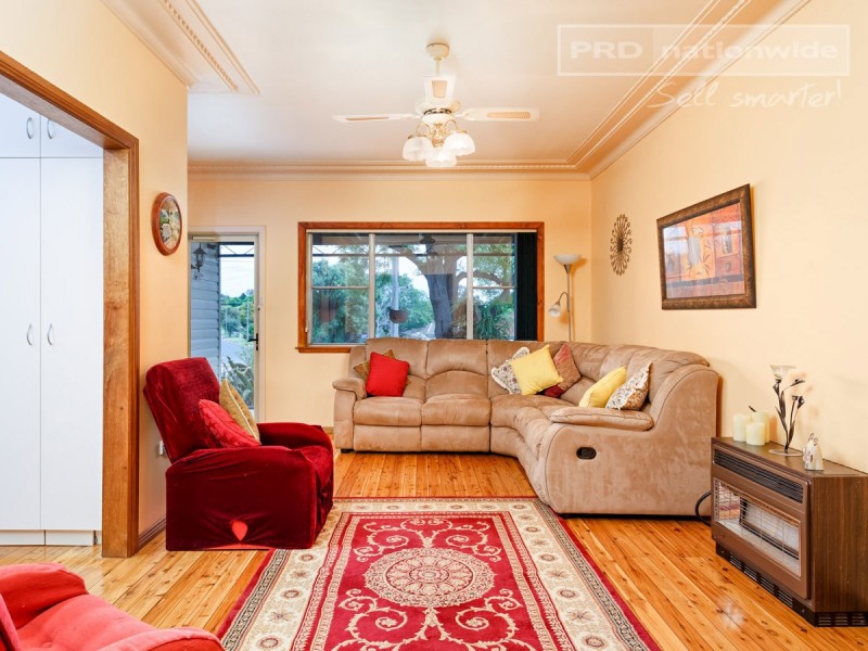 1 Beltana Avenue, Mount Austin NSW 2650
