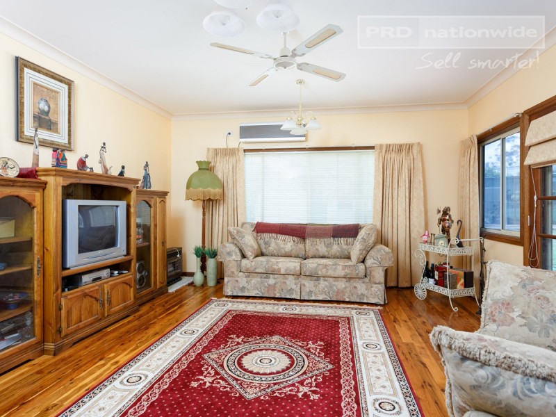 1 Beltana Avenue, Mount Austin NSW 2650