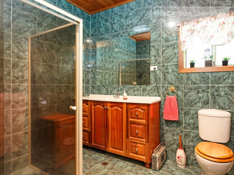 1 Beltana Avenue, Mount Austin NSW 2650