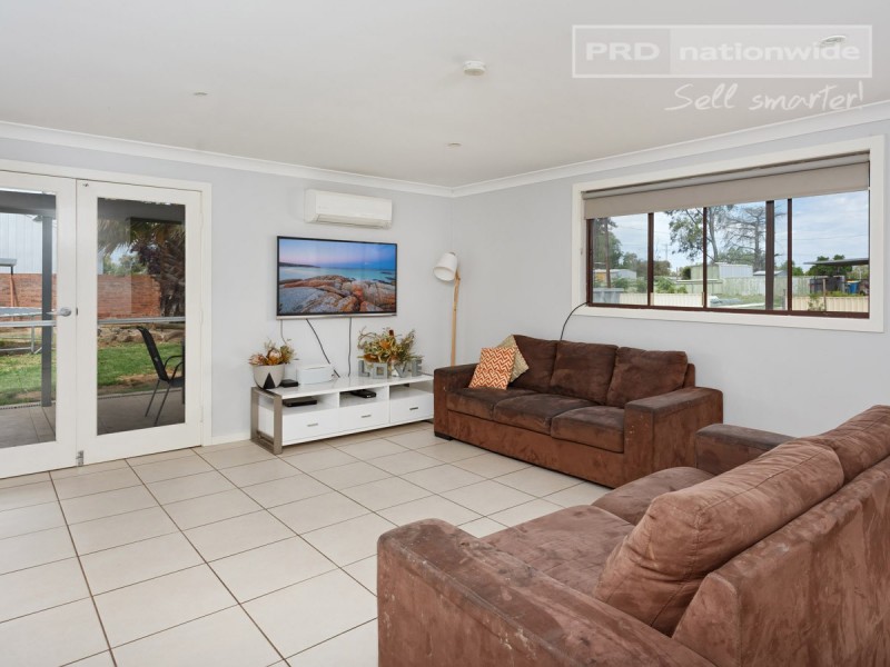 1 Hurst Street, North Wagga Wagga NSW 2650