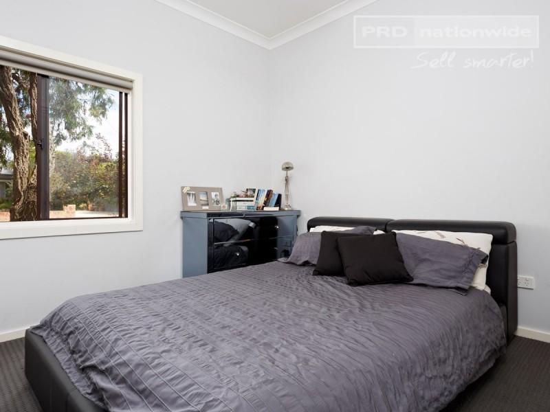 1 Hurst Street, North Wagga Wagga NSW 2650