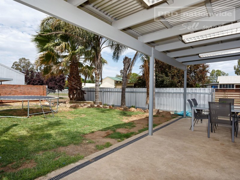 1 Hurst Street, North Wagga Wagga NSW 2650