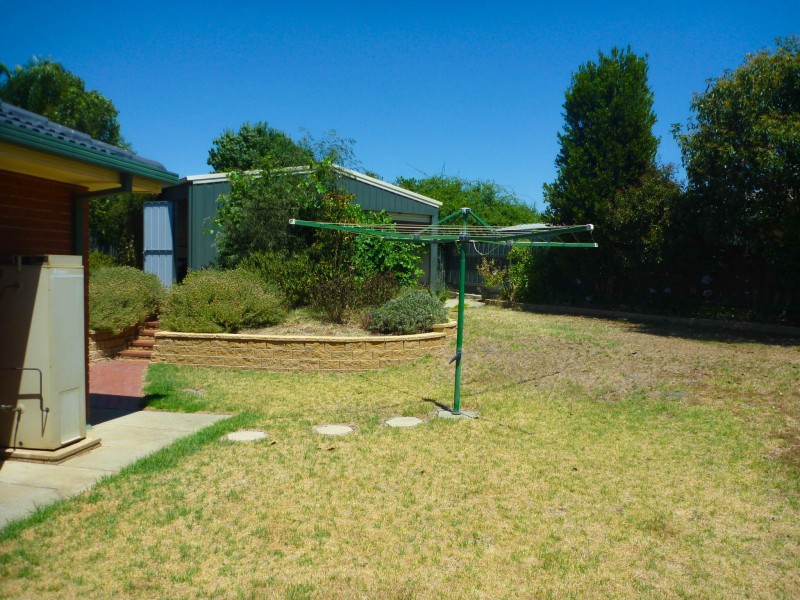 10 Corella Place, Estella NSW 2650