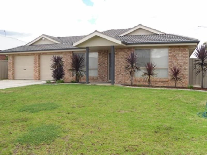 17 Apprentice Avenue, Flowerdale NSW 2650