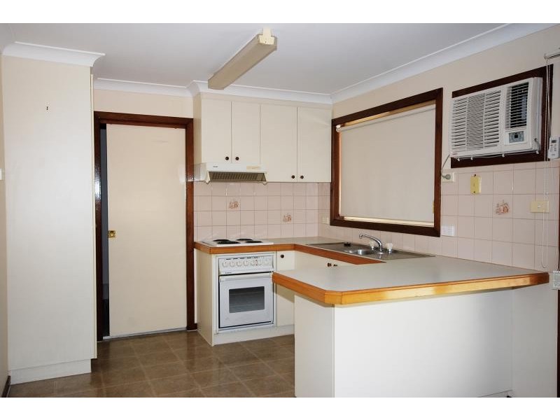 6/24 Otama Street, Glenfield Park NSW 2650