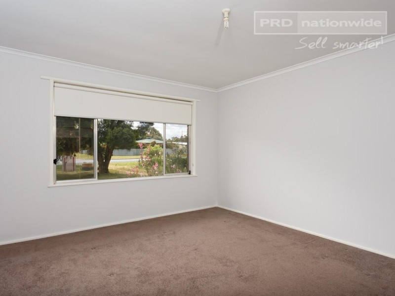 14 Tywong Street, Ladysmith NSW 2652