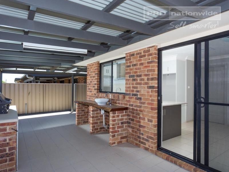 1/31 Warambee Crescent, Glenfield Park NSW 2650