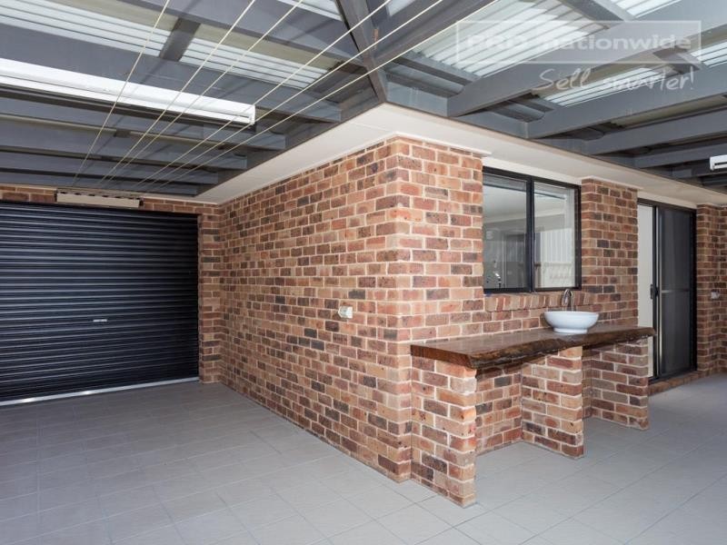 1/31 Warambee Crescent, Glenfield Park NSW 2650