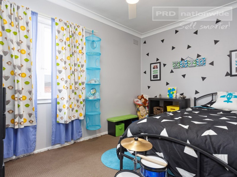 124 Bourke Street, Mount Austin NSW 2650