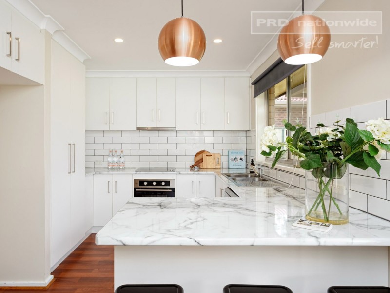 31 Walana Crescent, Kooringal NSW 2650