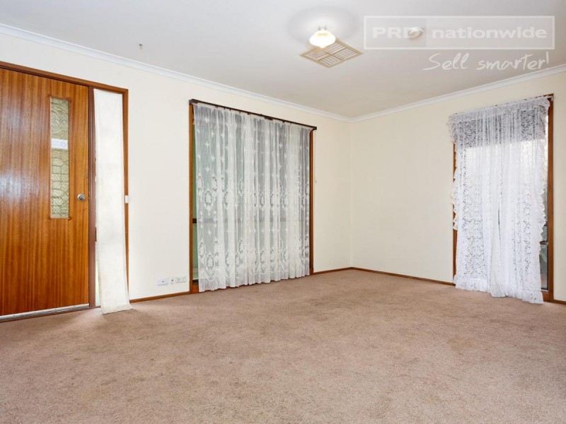 57 Truscott Drive, Ashmont NSW 2650