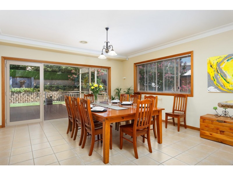 19 Atherton Crescent, Tatton NSW 2650