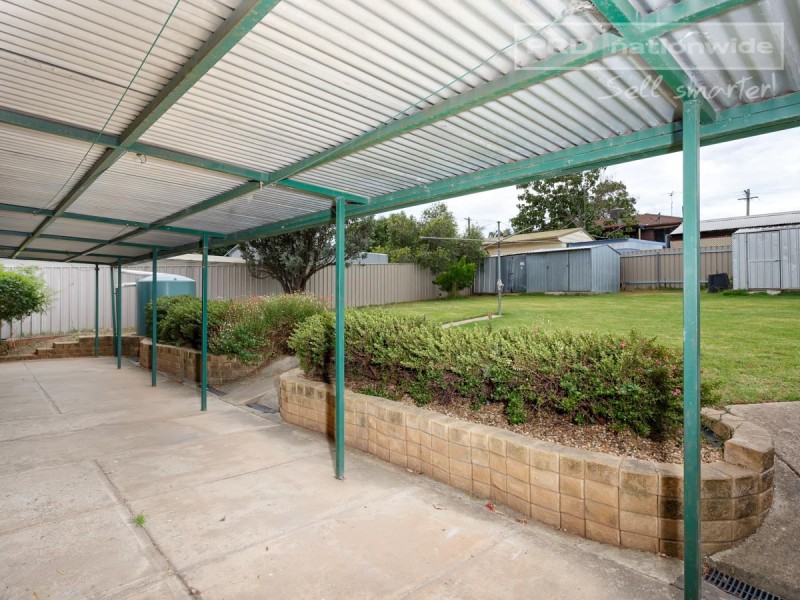 57 Truscott Drive, Ashmont NSW 2650