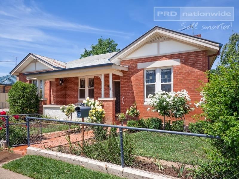30 Darlow Street, Wagga Wagga NSW 2650