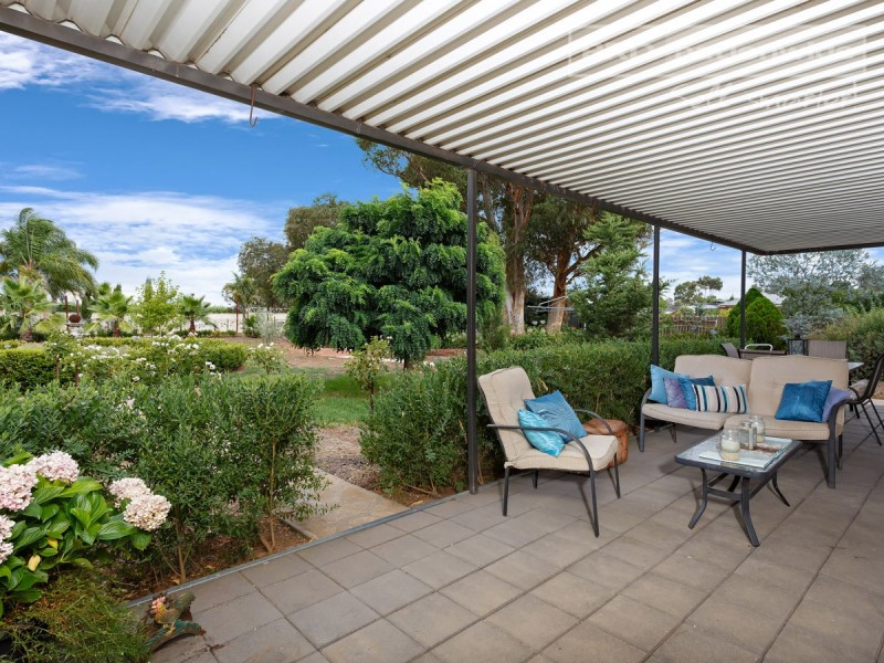 79 Mitchell Road, Lake Albert NSW 2650