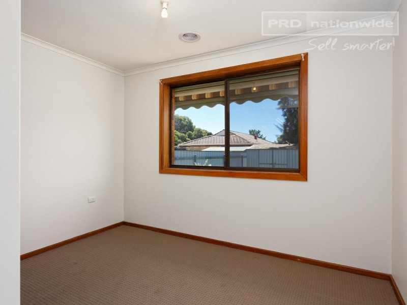 57 Adjin Street, Mount Austin NSW 2650