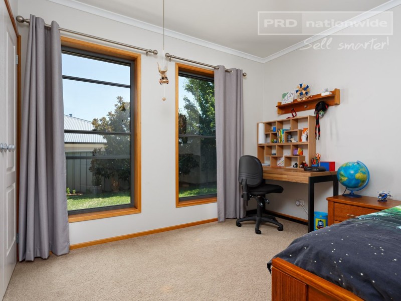 7 Balala Crescent, Bourkelands NSW 2650