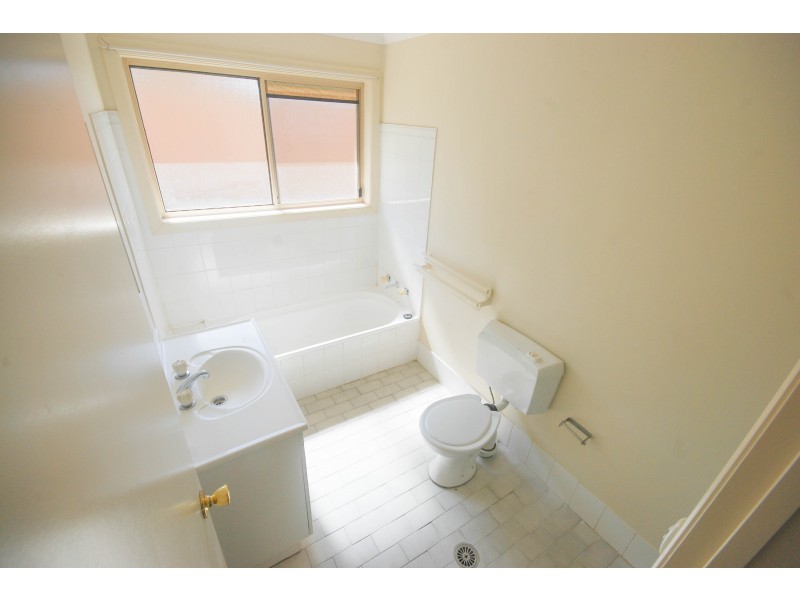 1/12 Dunn Avenue, Forest Hill NSW 2651