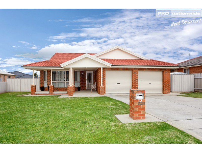 32 Nunkeri Street, Glenfield Park NSW 2650