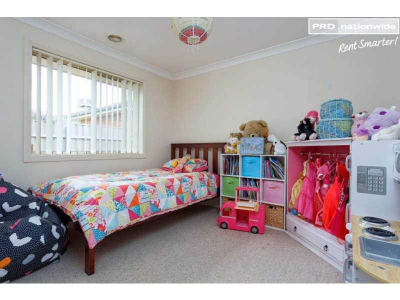 32 Nunkeri Street, Glenfield Park NSW 2650