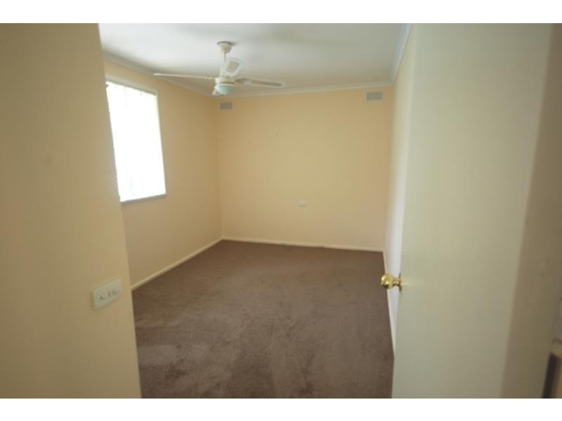 40 Callaghan St, Ashmont NSW 2650