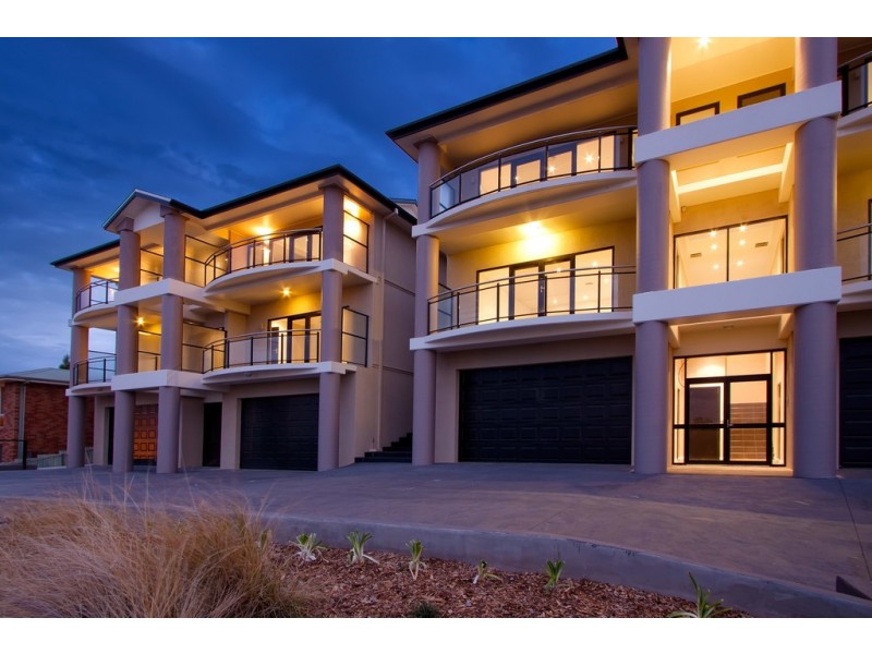 2/18-20 Railway Street, Turvey Park NSW 2650