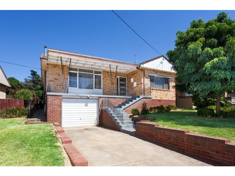 70 Grove Street, Kooringal NSW 2650