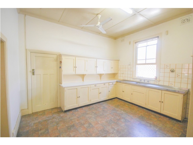 10 Fox Street, Wagga Wagga NSW 2650