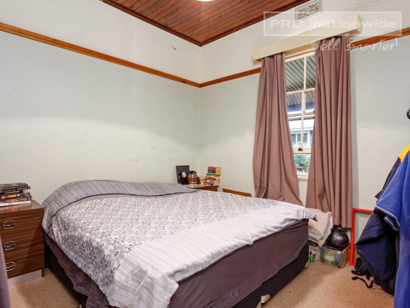 56 Shaw Street, Wagga Wagga NSW 2650