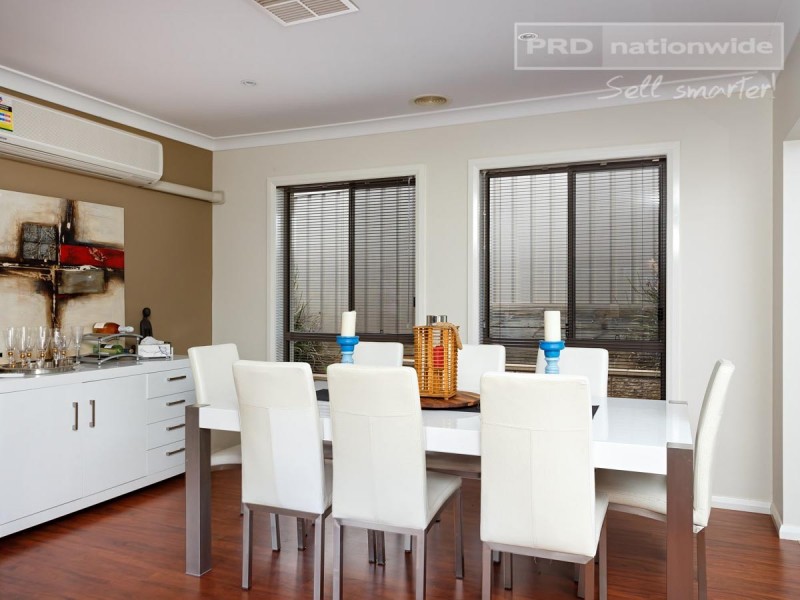 2 Fisher Place, Lloyd NSW 2650