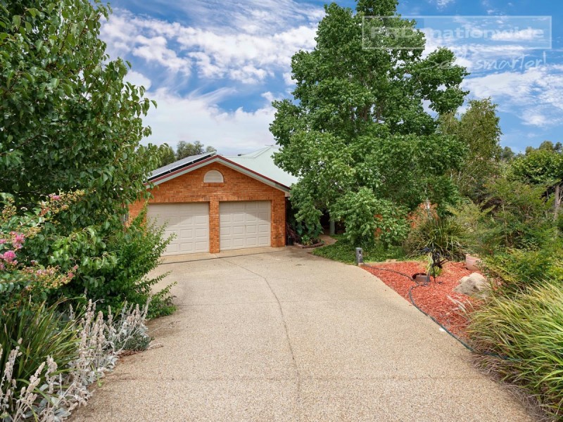 4 Talbot Place, Tatton NSW 2650