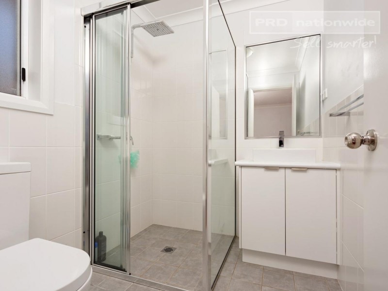 2 Park Place, Lloyd NSW 2650