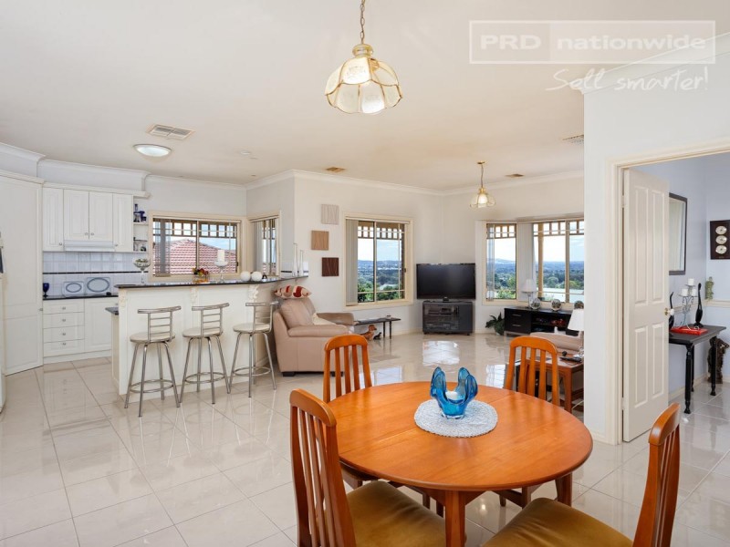 5 Wandoo Place, Bourkelands NSW 2650