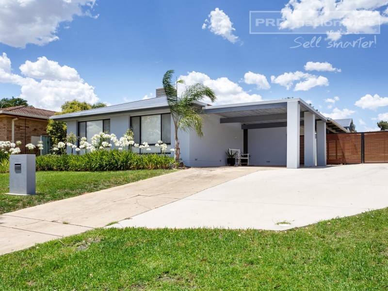 17 Dove Street, Mount Austin NSW 2650
