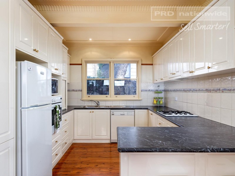 58 Mitchelmore Street, Turvey Park NSW 2650