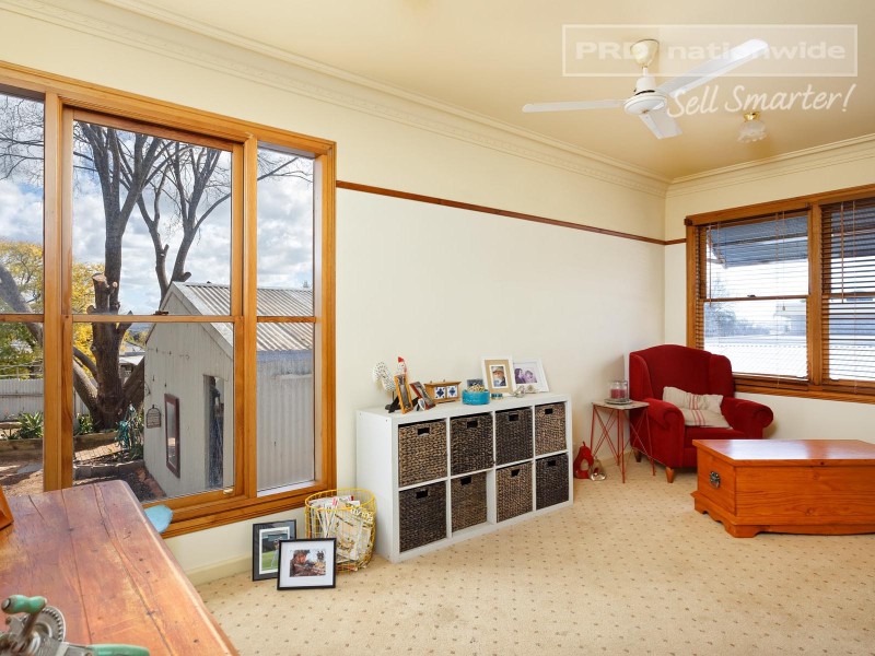 58 Mitchelmore Street, Turvey Park NSW 2650