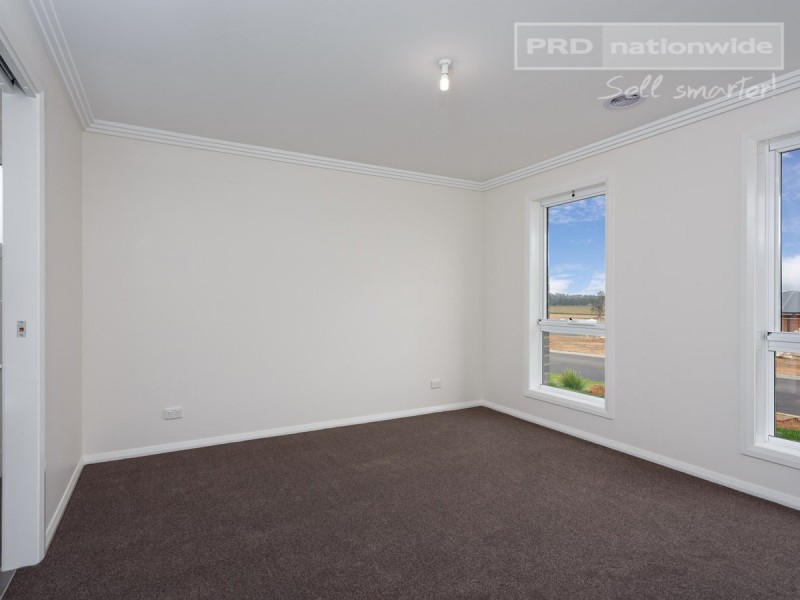 75 Barmedman Ave, Gobbagombalin NSW 2650